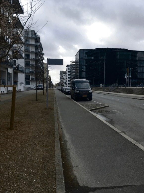 An example of the typical road layout in Copenhagen.